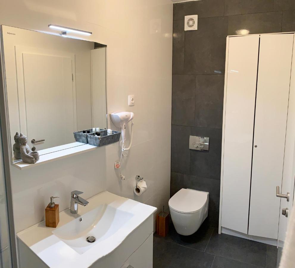 Nova Excellence Appartement Novalja Buitenkant foto