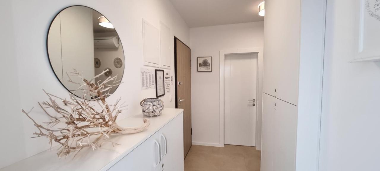 Nova Excellence Appartement Novalja Buitenkant foto