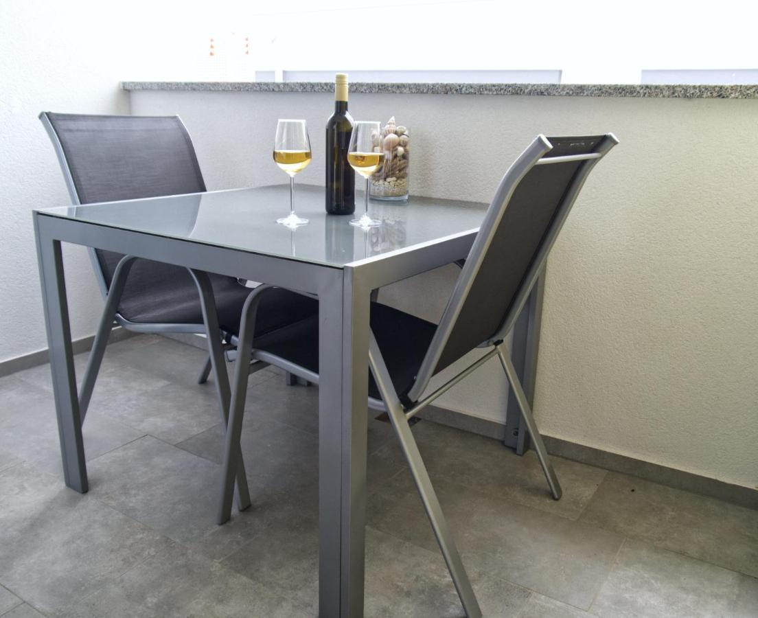 Nova Excellence Appartement Novalja Buitenkant foto