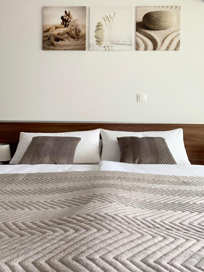Nova Excellence Appartement Novalja Buitenkant foto